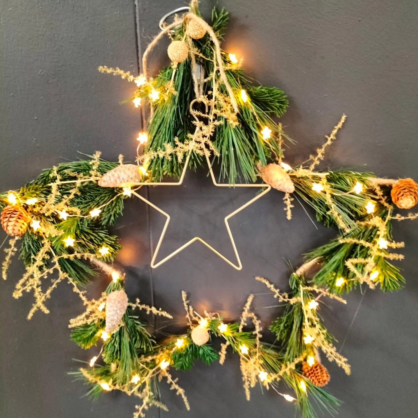 kerstster met groen en lichtjes